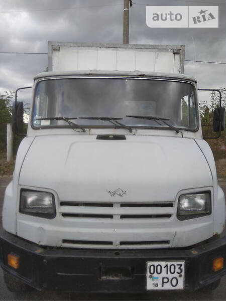 Грузовой фургон ЗИЛ 5301 (Бычок) 2000 в Вараше