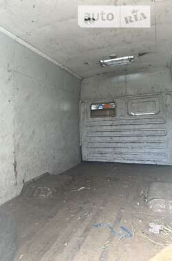 Грузовой фургон ЗИЛ 5301 (Бычок) 2000 в 