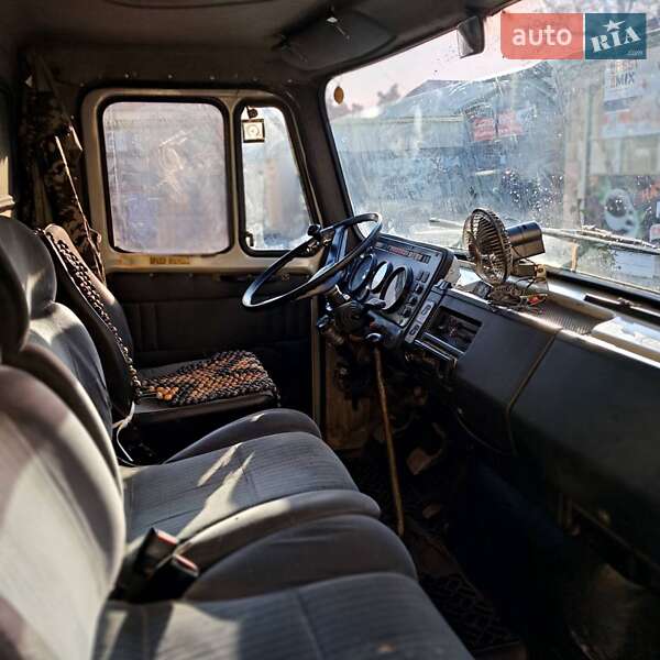 Грузовой фургон ЗИЛ 5301 (Бычок) 2002 в Баштанке