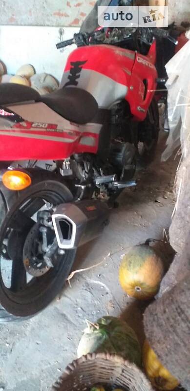 Мотоцикл Спорт-туризм Zongshen ZS 200GS 2013 в Костопілі