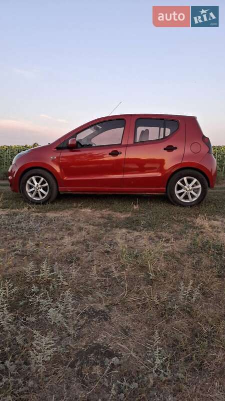 Хетчбек Zotye Z100 2015 в Харкові