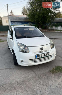 Хэтчбек Zotye Z100 2015 в Новоархангельске