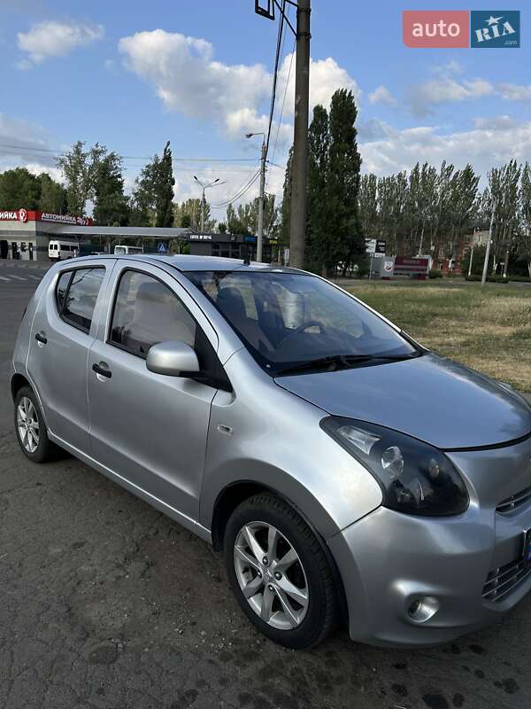 Хетчбек Zotye Z100 2015 в Кривому Розі фото 2 Хетчбек Zotye Z100 2015 в Кривому Розі