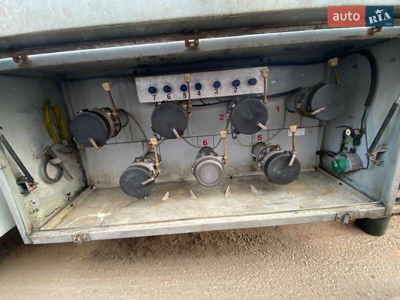 Цистерна полуприцеп Zremb N 1992 в Тернополе фото 3 Цистерна полуприцеп Zremb N 1992 в Тернополе