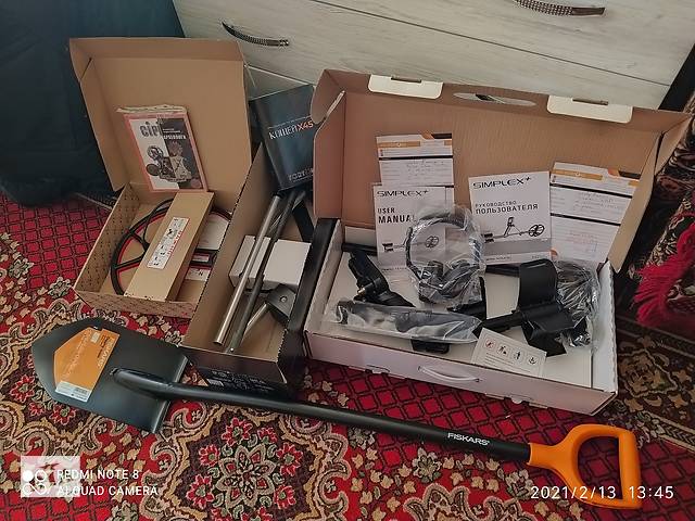 Лопата Fiskars Solid