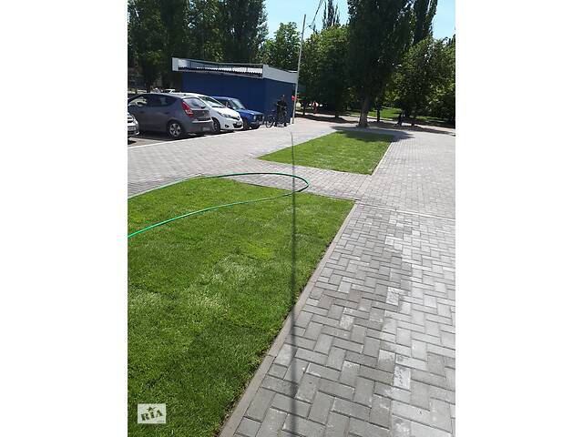 Рулонный газон, качественный, натуральный. Укладка рулонного газона