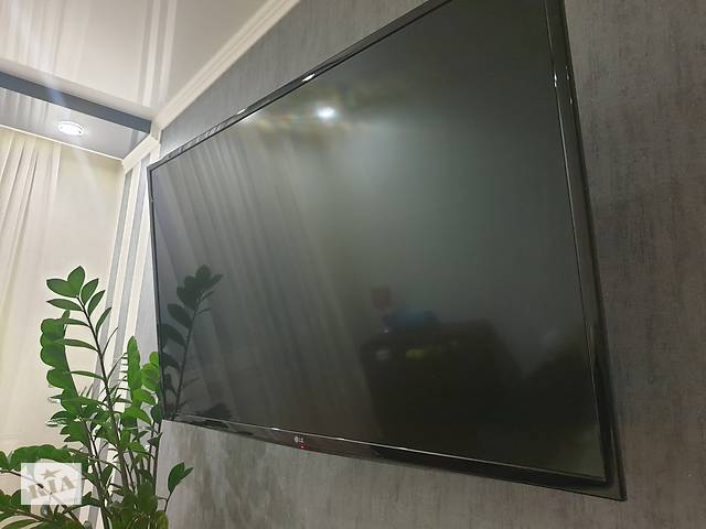 Телевизор LG Smart TV 43UH610V