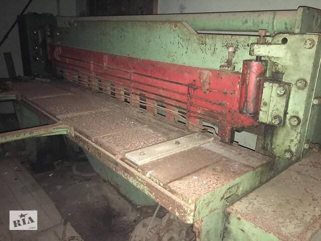 Продам ножницы гильотинные НБ3316 (НД3316) (4ммх2000мм)