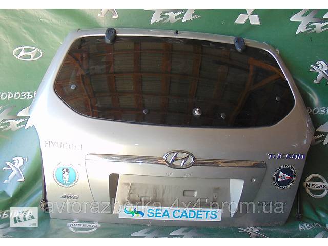 Б/у дверь задняя (ляда) голая крышка багажника Hyundai Tucson Хюндай Туксон Хундай с 2004 г. в.