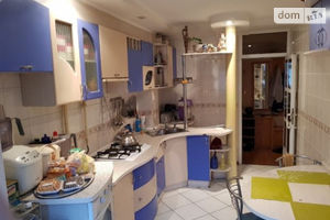 Продается 3-комнатная квартира 77 кв. м в Черкассах