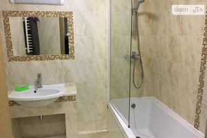 Продается 3-комнатная квартира 92 кв. м в Тернополе