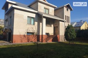 Продается дом на 3 этажа 303 кв. м с мансардой