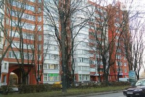 Продається 3-кімнатна квартира 85.6 кв. м у Тернополі