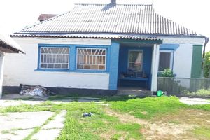 Продается одноэтажный дом 88 кв. м с бассейном