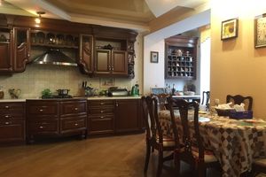 Продается 5-комнатная квартира 248 кв. м в Виннице