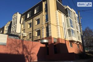Продается офис 233 кв. м в нежилом помещении в жилом доме