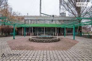 Продается здание / комплекс / павильон 1458 кв. м в 2-этажном здании