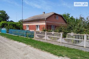 Продается одноэтажный дом 100 кв. м с беседкой