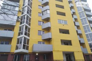 Продається 1-кімнатна квартира 42 кв. м у Полтаві