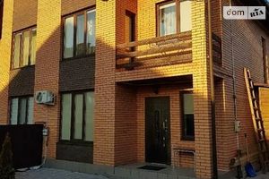 Продается дом на 3 этажа 100 кв. м с мансардой