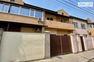 Продается 4-комнатная квартира 250 кв. м в Николаеве