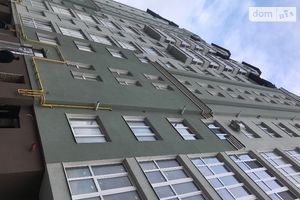 Продается 2-комнатная квартира 77 кв. м в Тернополе