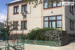 Продается дом на 2 этажа 200 кв. м с подвалом