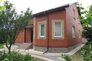 Продается дом на 2 этажа 230 кв. м с мебелью