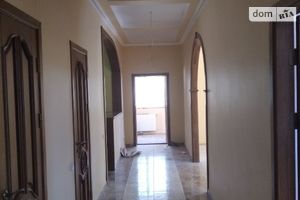 Продается 3-комнатная квартира 102 кв. м в Тернополе
