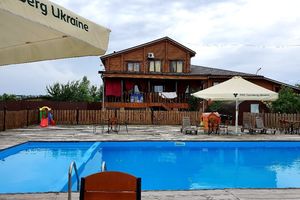 Продається готовий бізнес у сфері ресторанно-готельний комплекс площею 500 кв. м