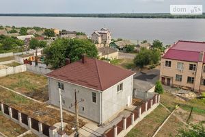 Продается дом на 2 этажа 187 кв. м с садом