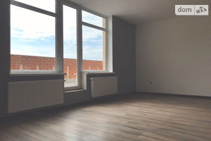 Продается 3-комнатная квартира 98.6 кв. м в Тернополе