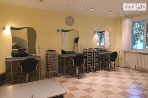 Продается офис 53 кв. м в нежилом помещении в жилом доме