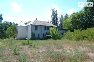 Продается дом на 2 этажа 590 кв. м с балконом