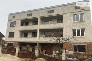 Продается часть дома 220 кв. м с балконом
