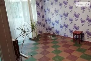 Продається 3-кімнатна квартира 58.6 кв. м у Кривому Розі