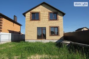 Продается дом на 2 этажа 135 кв. м с камином