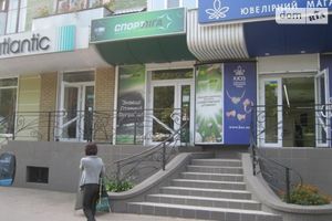Сдается в аренду кафе, бар, ресторан 58.5 кв. м в 4-этажном здании