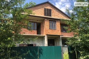 Продается дом на 2 этажа 230 кв. м с садом