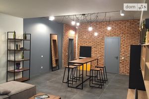 Продається 3-кімнатна квартира 119 кв. м у Одесі