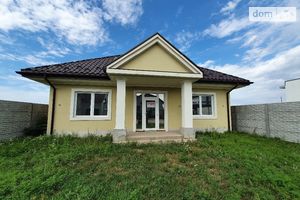 Продается дом на 2 этажа 185 кв. м с бассейном