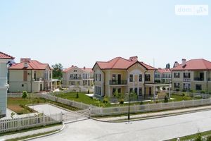 Сдается в аренду дом на 2 этажа 190 кв. м с участком