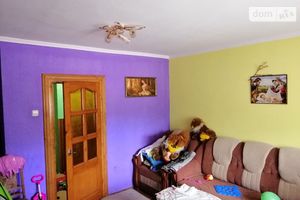 Продается 2-комнатная квартира 54 кв. м в Перечине