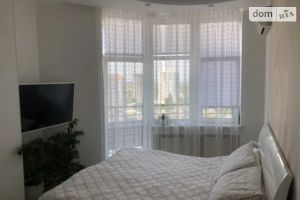 Продається 3-кімнатна квартира 92 кв. м у Одесі