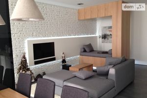 Продается 3-комнатная квартира 85 кв. м в Киеве