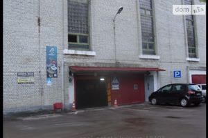Продается бокс в гаражном комплексе под легковое авто на 19 кв. м