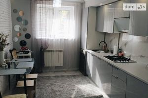 Продается дом на 2 этажа 224 кв. м с баней/сауной