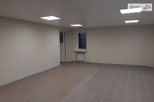 Продается офис 66 кв. м в нежилом помещении в жилом доме