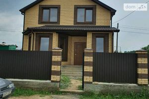 Продается дом на 2 этажа 110 кв. м с садом