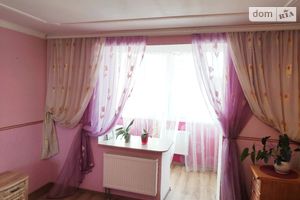 Продається 2-кімнатна квартира 68 кв. м у Хмельницькому
